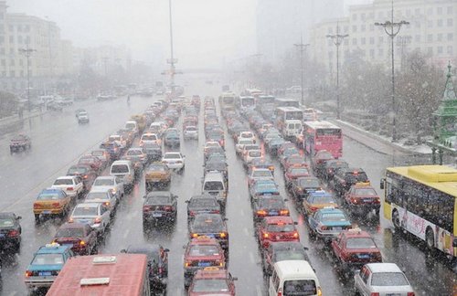 安全大過天 重卡老司機分享雪天駕車技巧 安全大過天 重卡老司機分享雪天駕車技巧