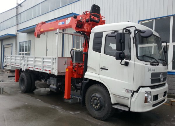 內蒙馬師傅購買廣林KS1886型8噸6節臂隨車吊