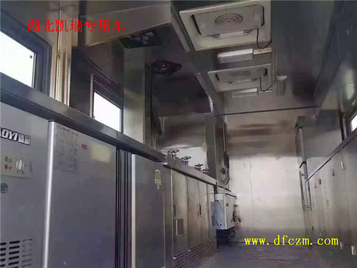 東風(fēng)六驅(qū)越野炊事車內(nèi)部工作臺 東風(fēng)六驅(qū)越野炊事車內(nèi)部工作臺