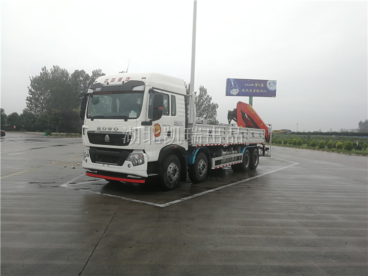 AY5320JJH型計量檢衡車(左前) AY5320JJH型計量檢衡車(左前)