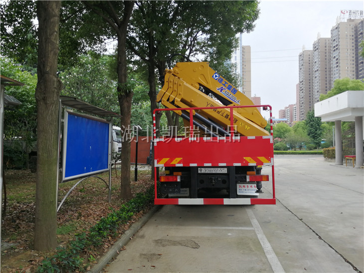 DWJ5312JJHD5型計量檢衡車停在業(yè)主院內等待掛牌 DWJ5312JJHD5型計量檢衡車停在業(yè)主院內等待掛牌