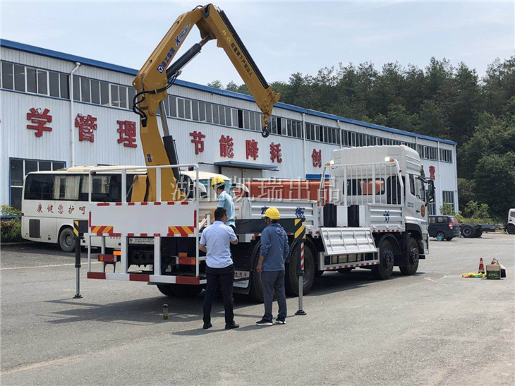 對(duì)計(jì)量檢衡車(chē)性能進(jìn)行實(shí)際檢驗(yàn) 對(duì)計(jì)量檢衡車(chē)性能進(jìn)行實(shí)際檢驗(yàn)