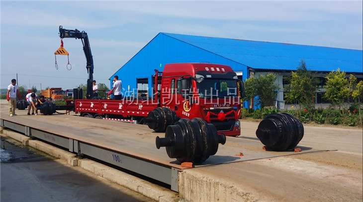 檢衡車吊裝砝碼檢測汽車衡 檢衡車吊裝砝碼檢測汽車衡