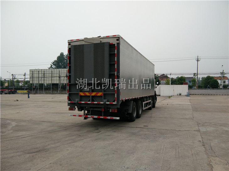 五十鈴四軸廂式計量檢衡車(右后) 五十鈴四軸廂式計量檢衡車(右后)