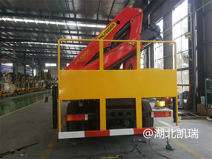 PK10000檢衡車吊機細節 PK10000檢衡車吊機細節