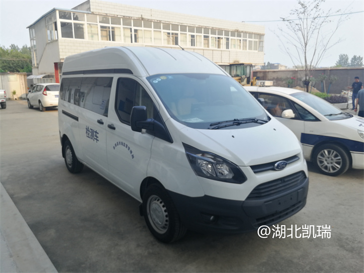 江鈴全順加油機檢定車(右前) 江鈴全順加油機檢定車(右前)