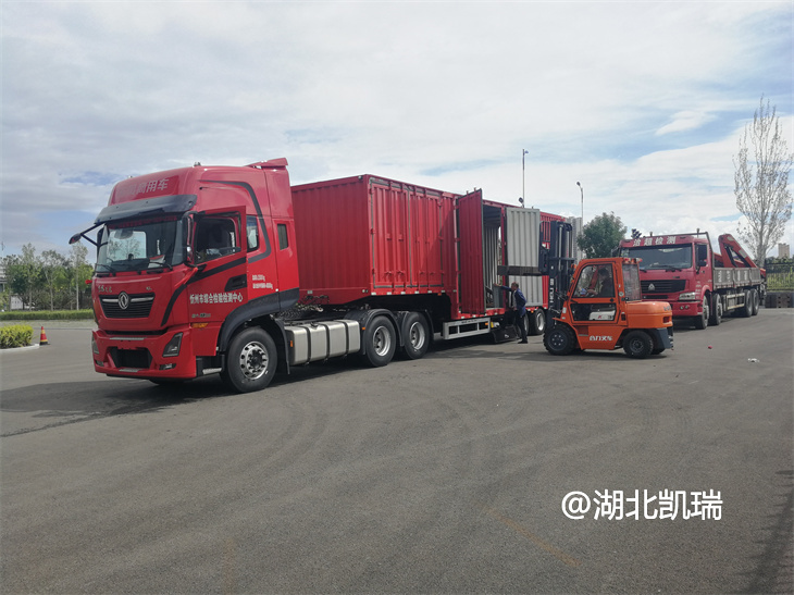 叉車作業計量檢衡半掛車現場 叉車作業計量檢衡半掛車現場