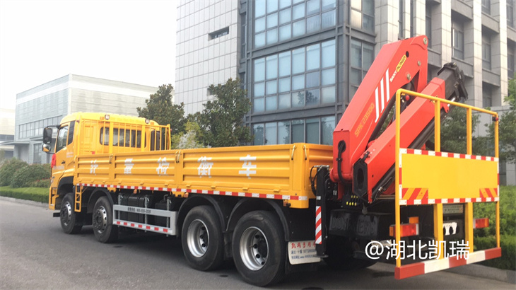 鹽城市計量測試所DWJ5311JJHD6型計量檢衡車驗收前 鹽城市計量測試所DWJ5311JJHD6型計量檢衡車驗收前